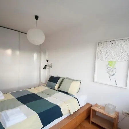 Urban Corner With A Story * Belgrado