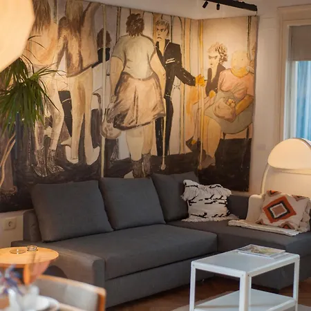 Urban Corner With A Story Belgrado