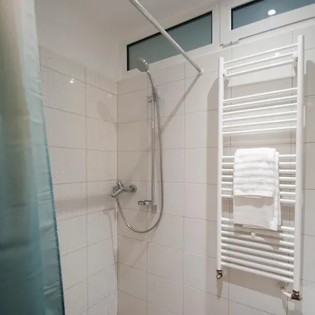 Urban Corner With A Story Apartament