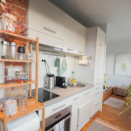 Apartament Urban Corner With A Story Belgrad